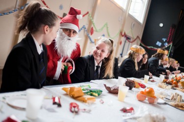 Christmas Dinner Endeavour 12